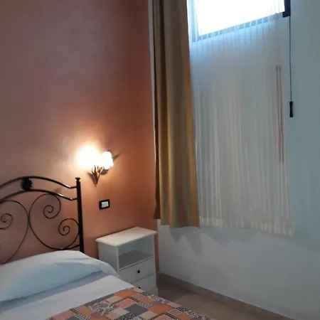 Il Rifugio Dell'ape 4* Senigália